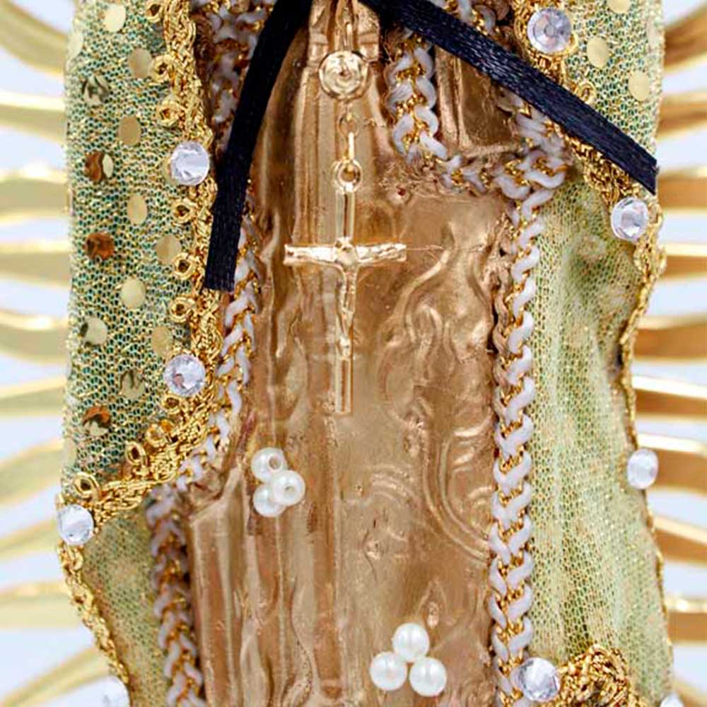 Virgen de Guadalupe hoja de oro. Chica