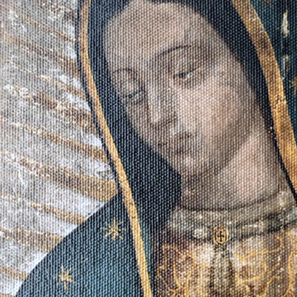 Réplica oficial del  manto de la Vírgen de Guadalupe (busto) en lienzo de algodón.